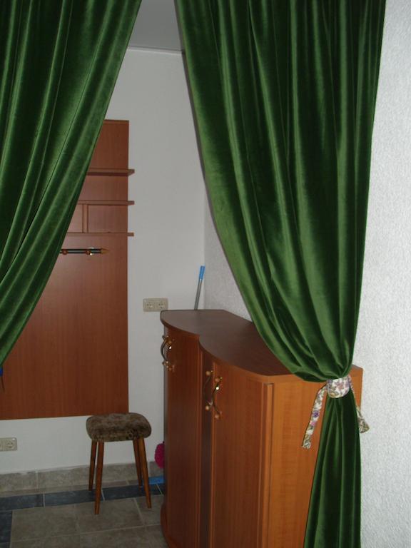 Ferienwohnung Am Dorfplatz Wittenberg Номер фото