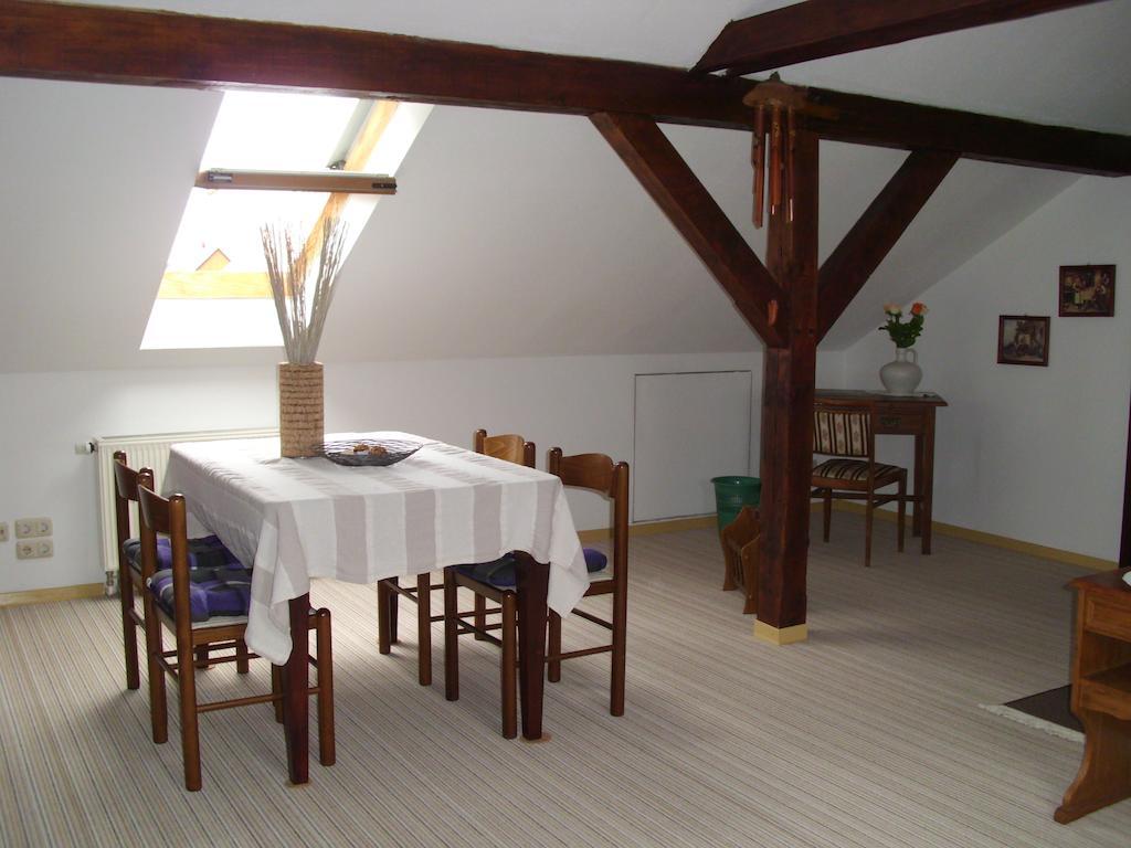 Ferienwohnung Am Dorfplatz Wittenberg Номер фото